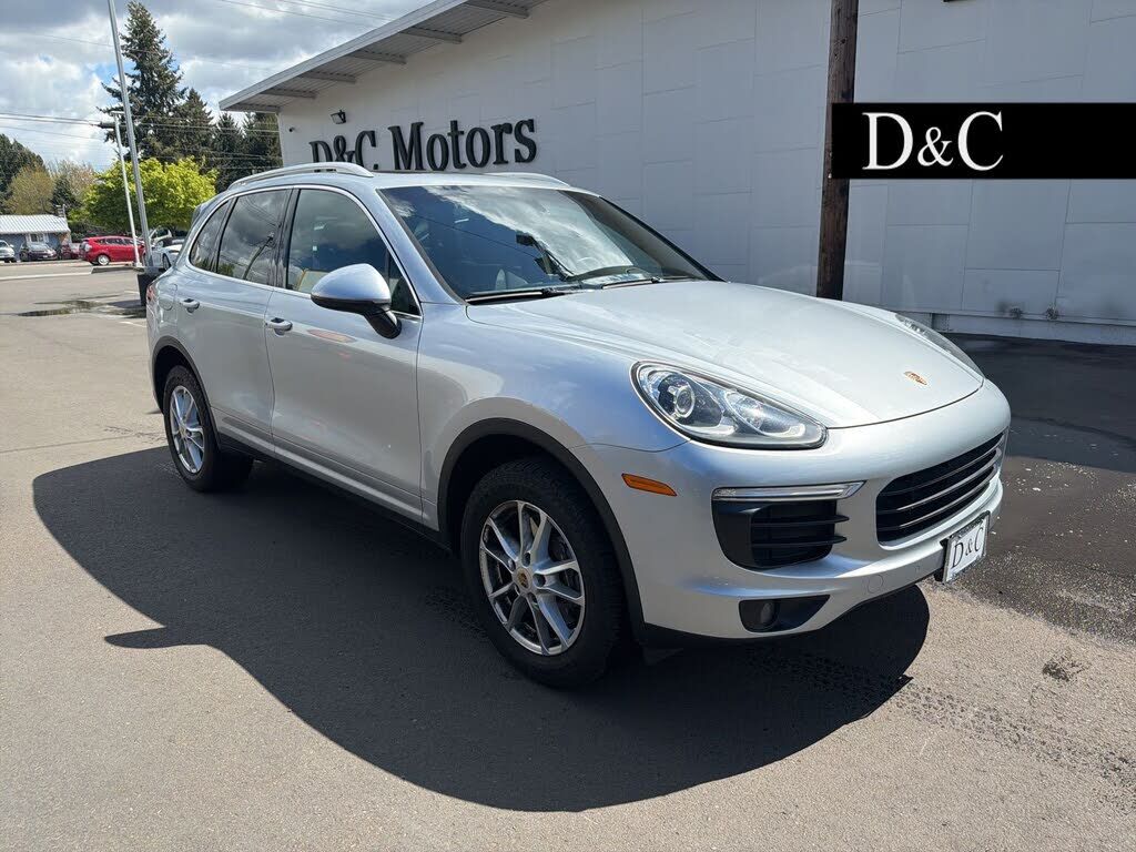 2016 PORSCHE Cayenne