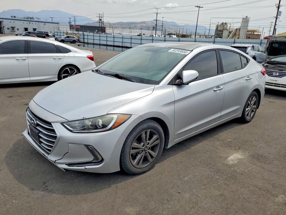 2017 HYUNDAI Elantra