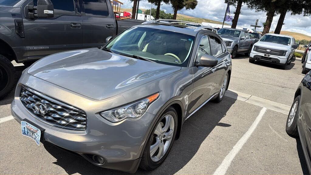 2011 INFINITI FX35