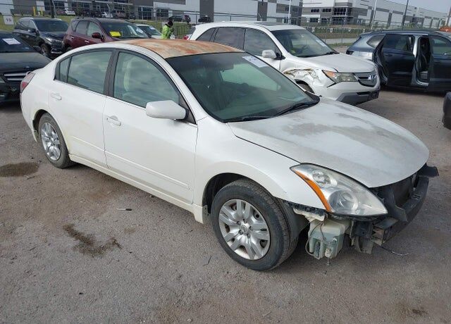 2010 NISSAN Altima