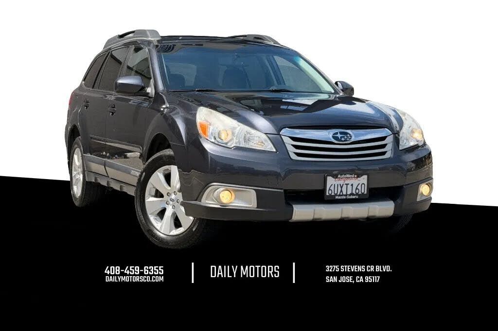 2012 SUBARU Outback