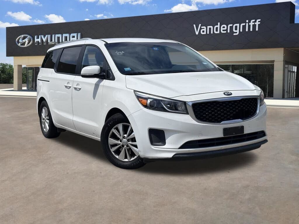 2016 KIA Sedona
