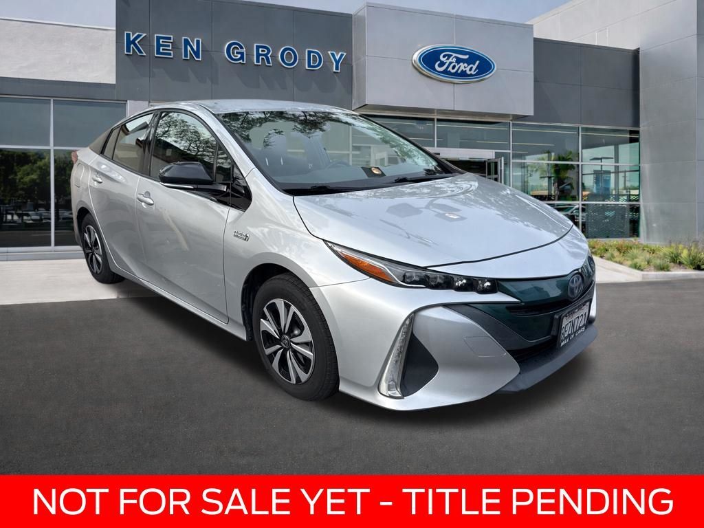 2018 TOYOTA Prius