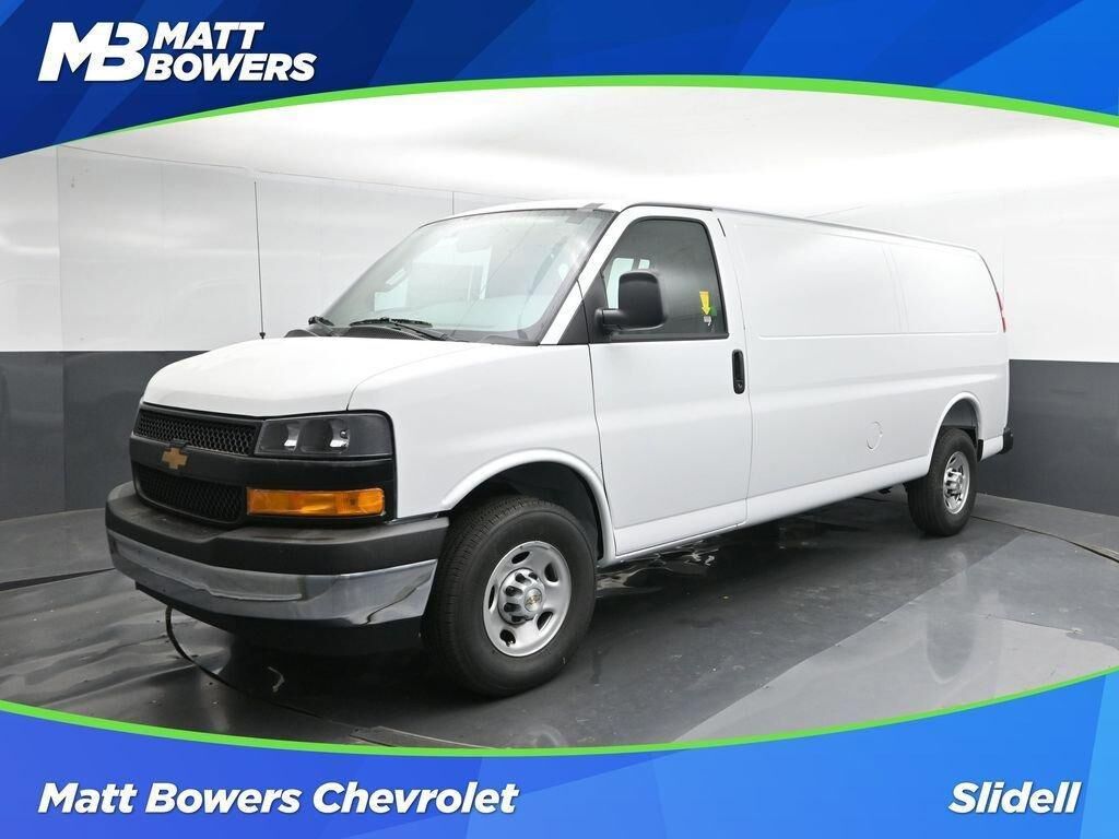 2026 CHEVROLET Express
