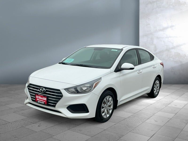 2022 HYUNDAI Accent