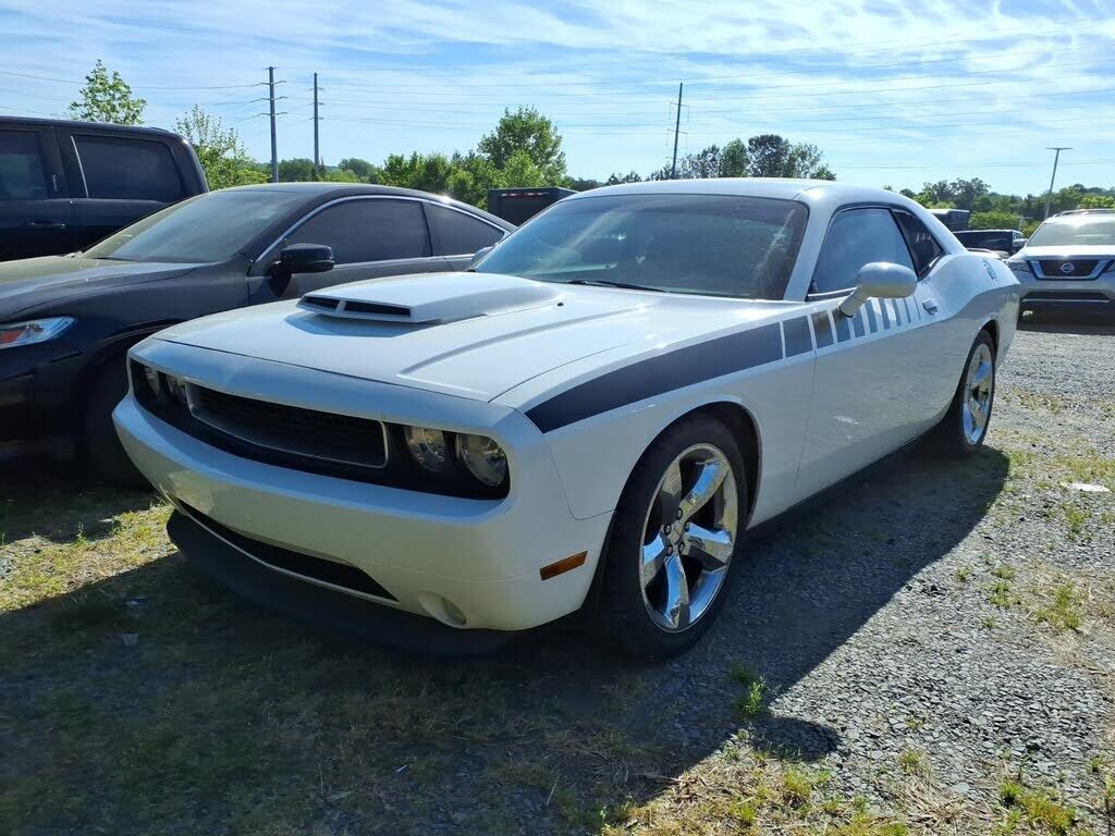 2013 DODGE Challenger