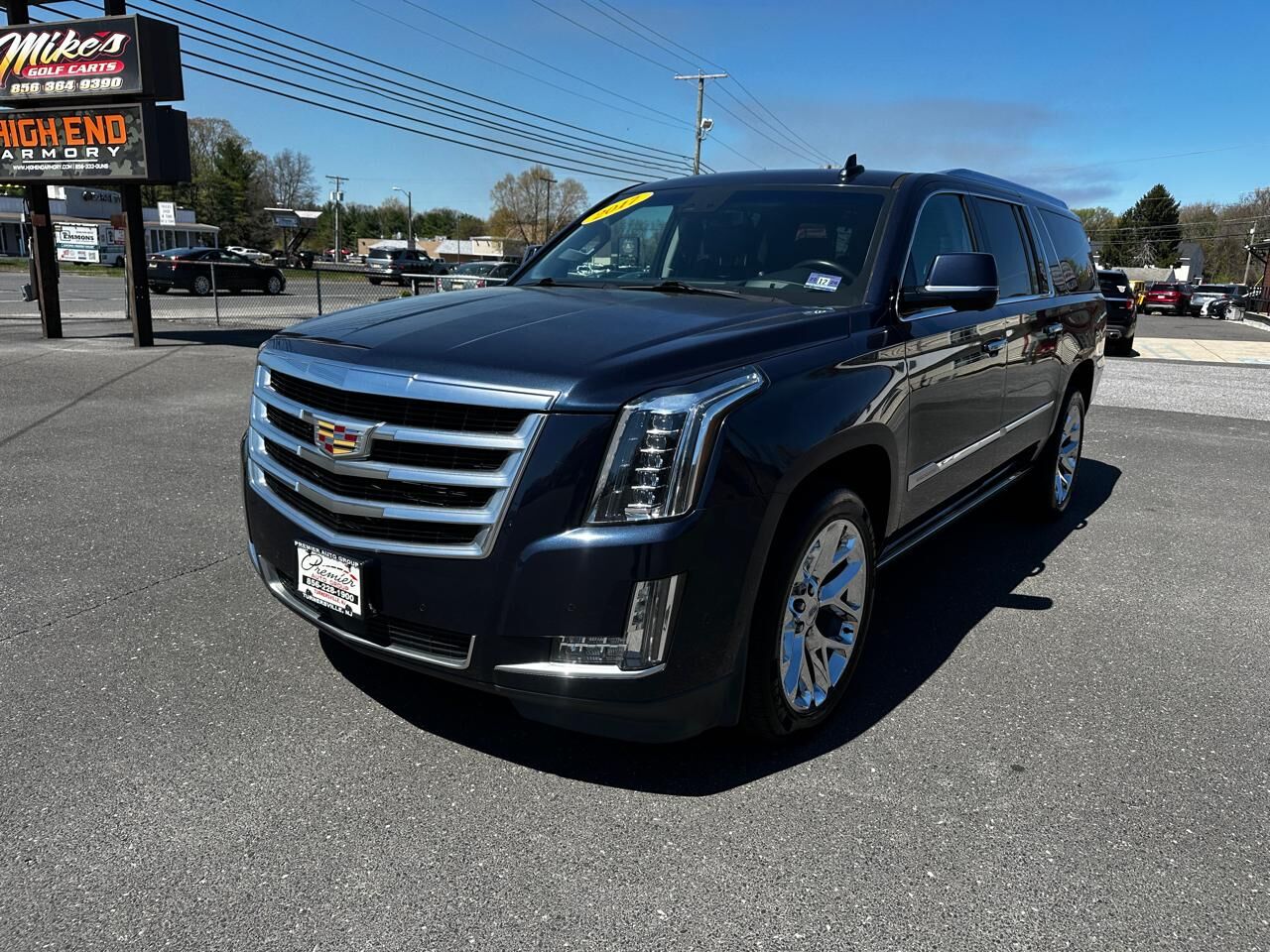 2017 CADILLAC Escalade ESV