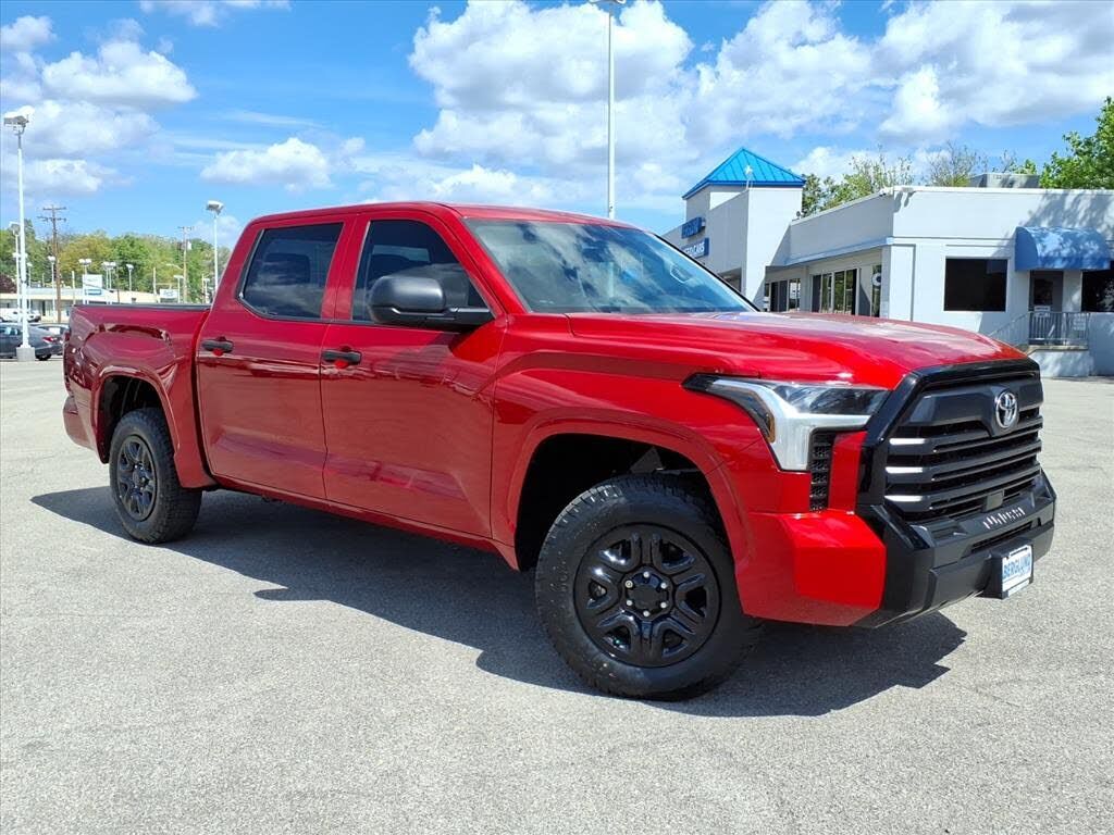 2024 TOYOTA Tundra