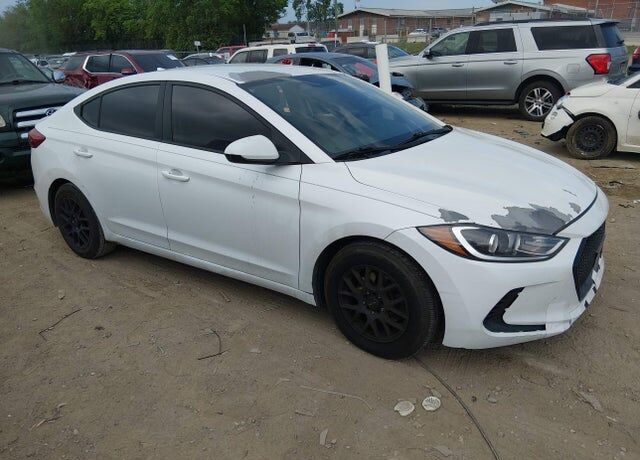 2017 HYUNDAI Elantra