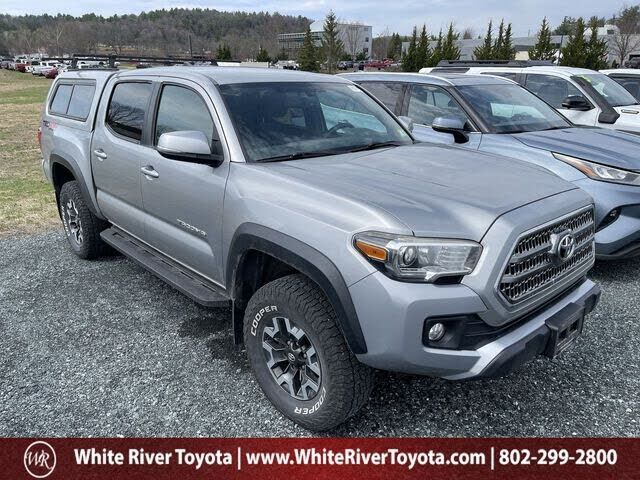 2017 TOYOTA Tacoma