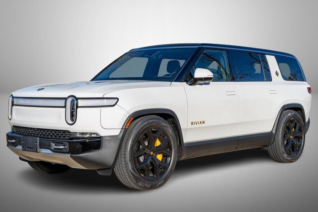2023 RIVIAN R1S