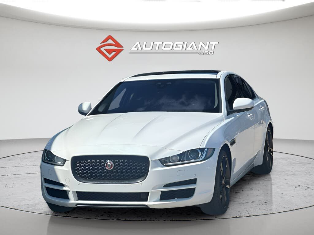 2017 JAGUAR XE