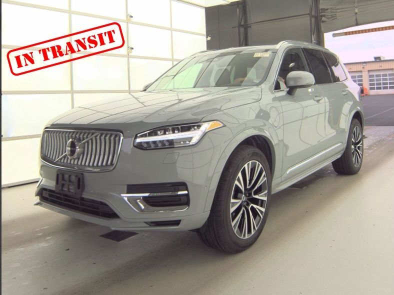 2025 VOLVO XC90