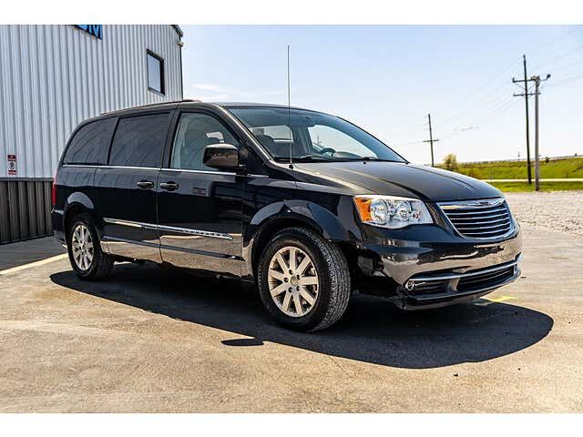 2012 CHRYSLER Town and Country