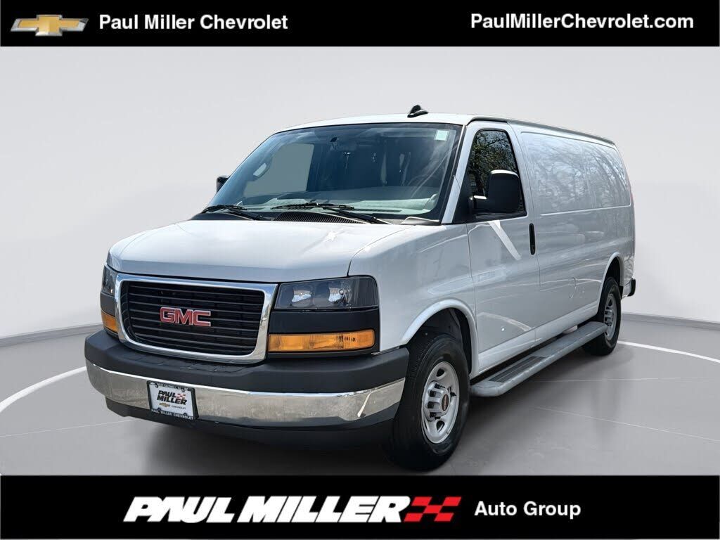 2024 GMC Savana