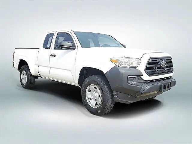 2019 TOYOTA Tacoma