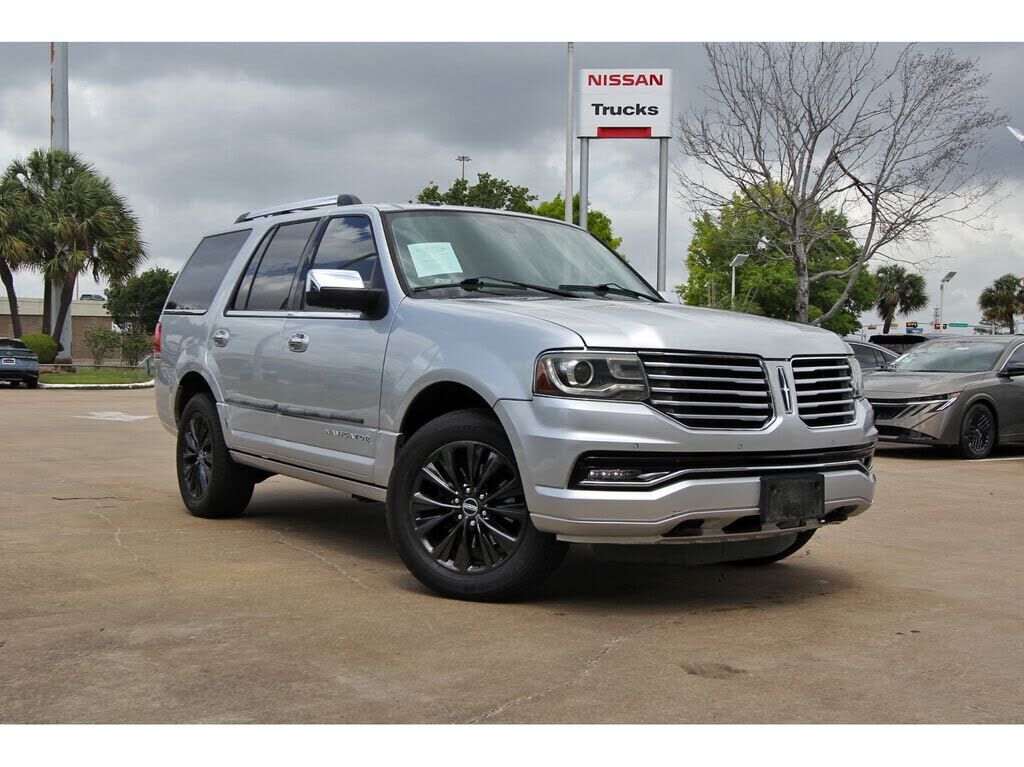 2015 LINCOLN Navigator