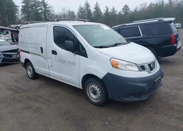 2014 NISSAN NV200