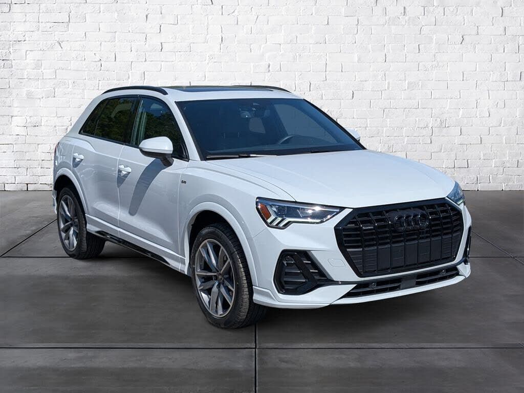 2024 AUDI Q3