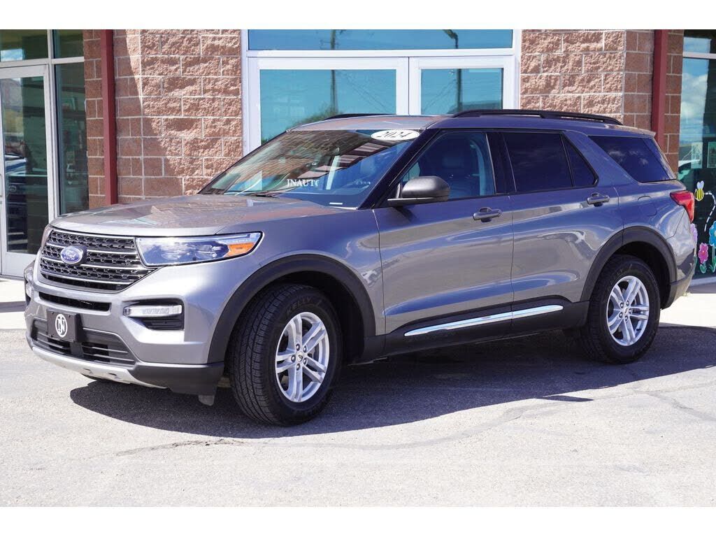 2024 FORD Explorer