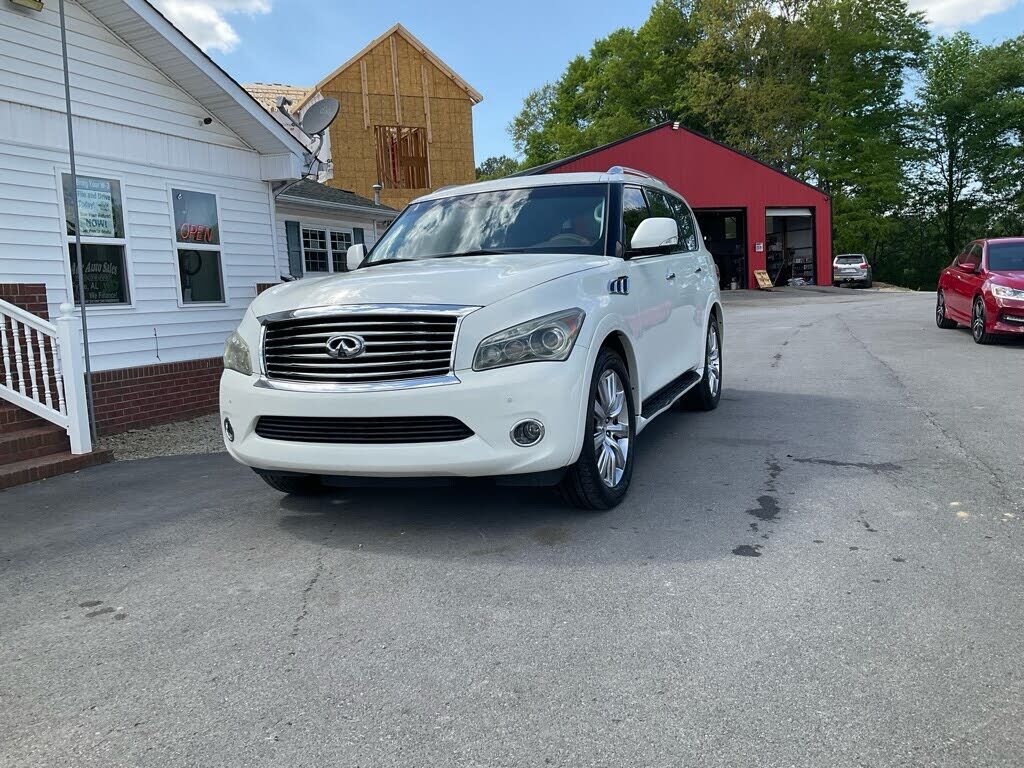 2011 INFINITI QX56