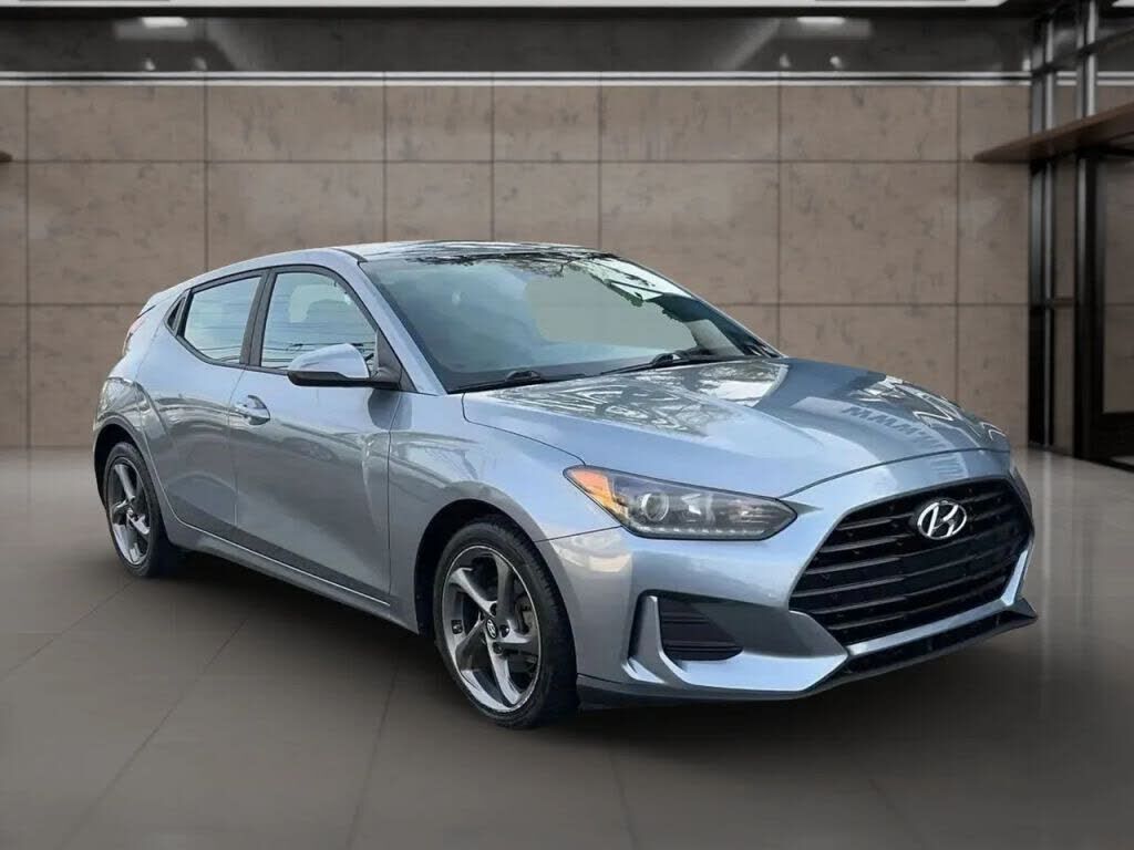 2019 HYUNDAI Veloster