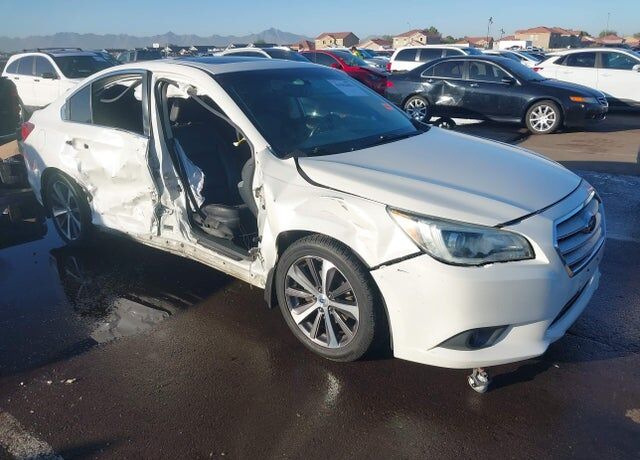 2015 SUBARU Legacy