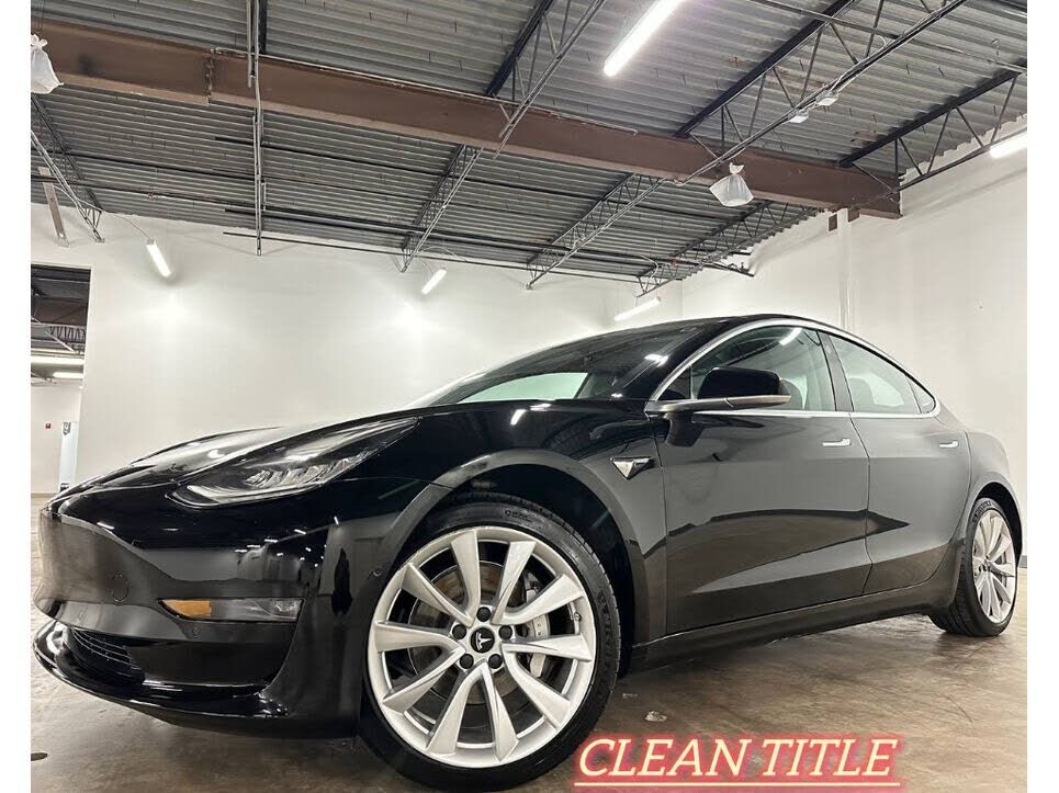 2018 TESLA Model 3