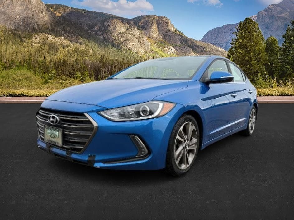 2017 HYUNDAI Elantra