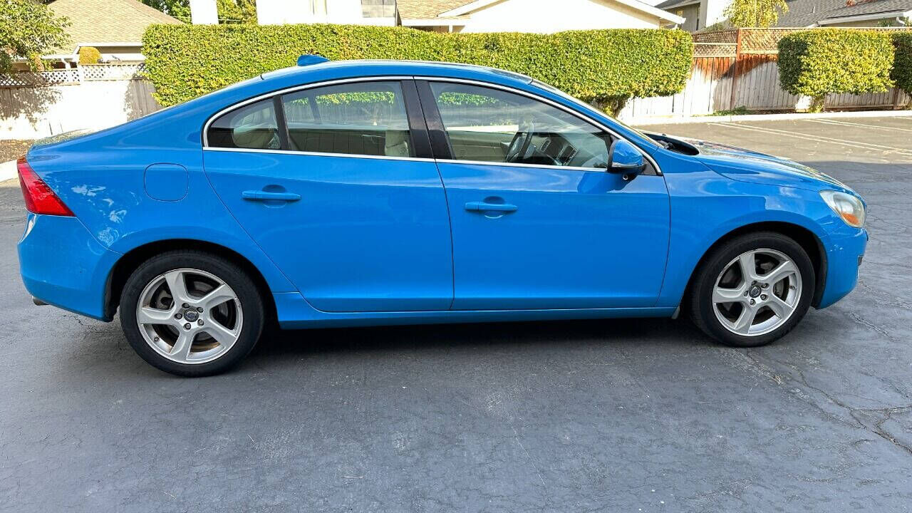 2013 VOLVO S60