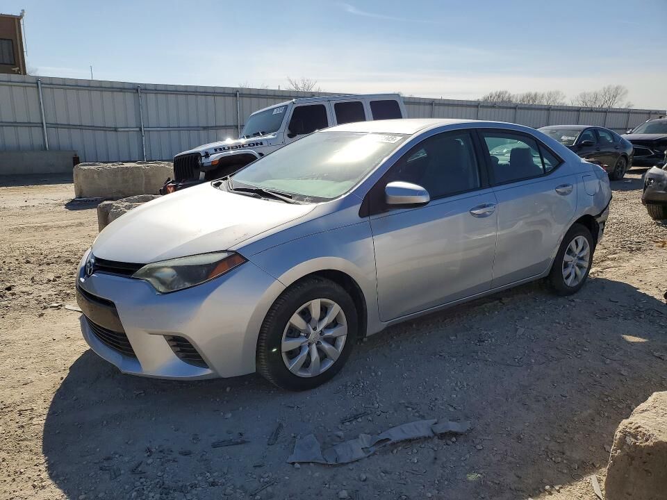 2015 TOYOTA Corolla