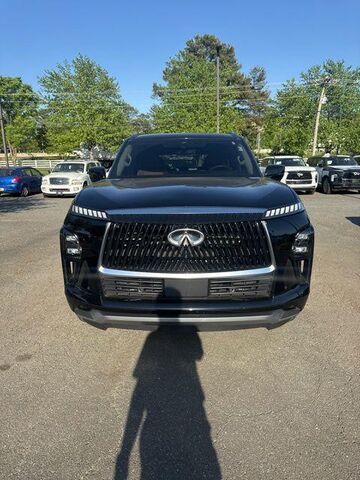 2025 INFINITI QX80