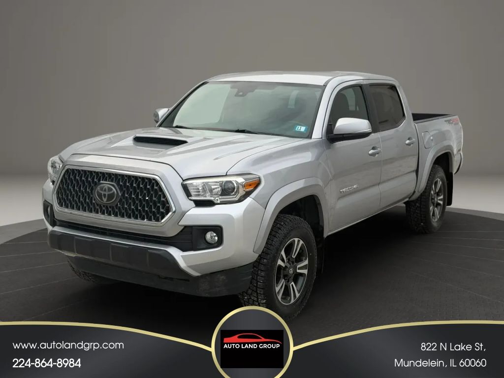 2018 TOYOTA Tacoma