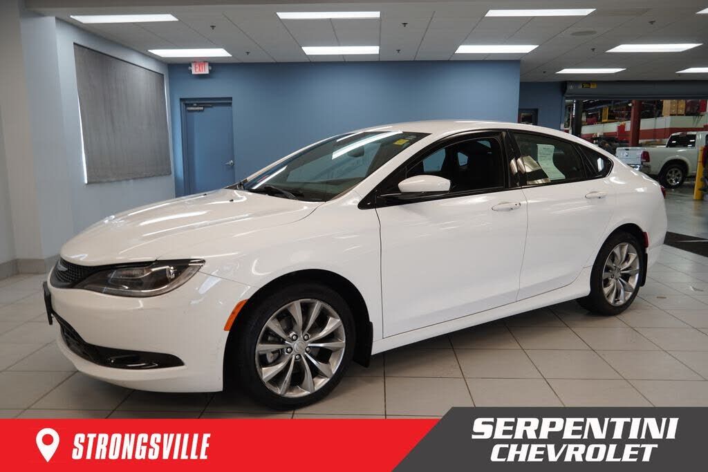 2015 CHRYSLER 200
