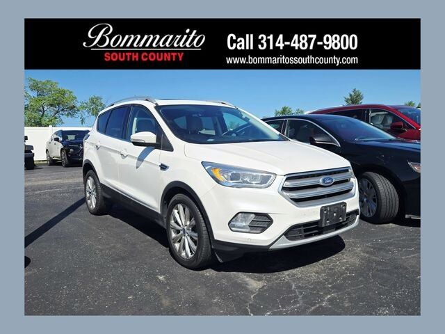 2017 FORD Escape
