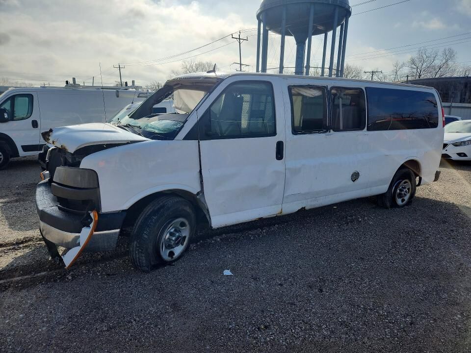 2013 GMC Savana