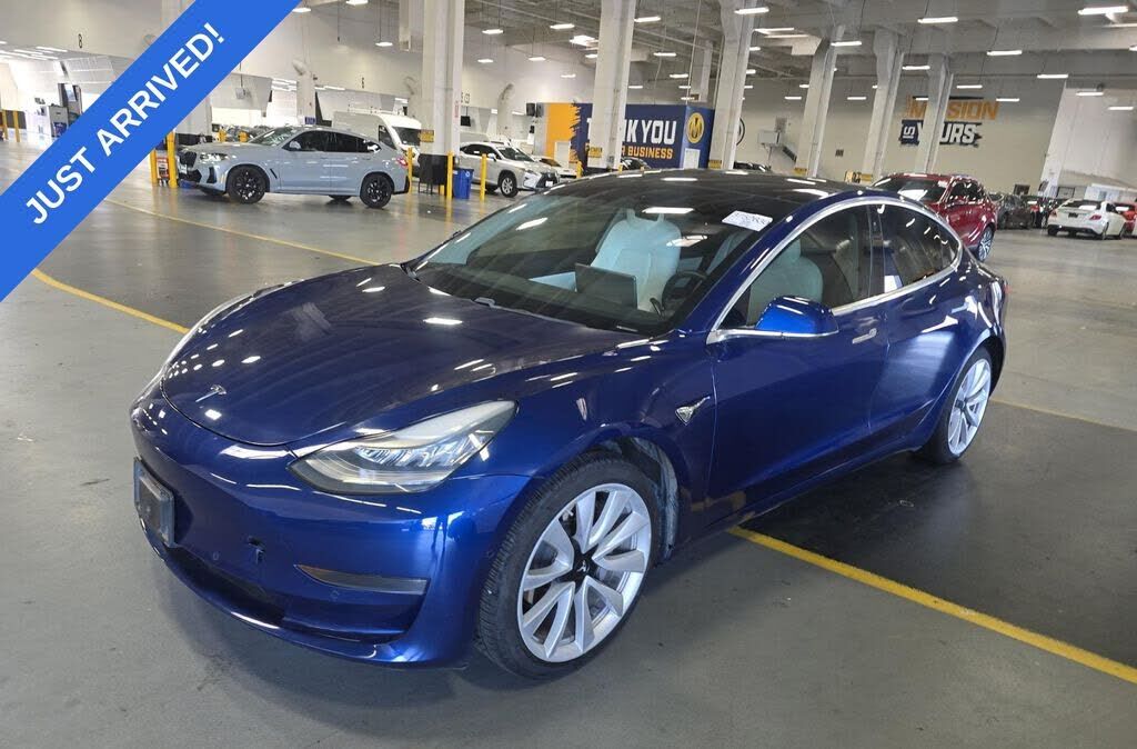 2019 TESLA Model 3