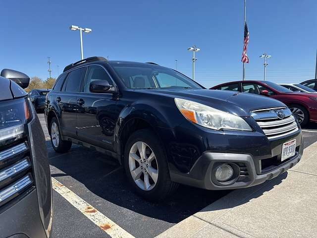 2013 SUBARU Outback