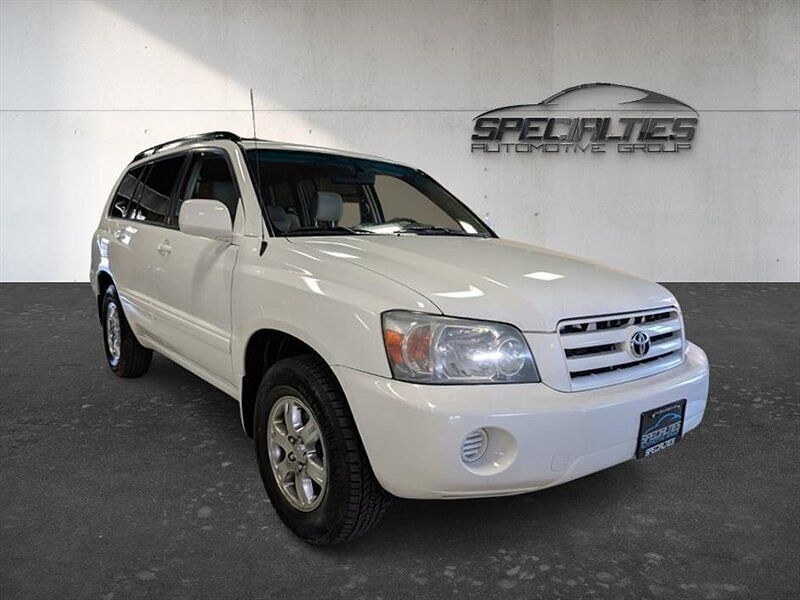 2004 TOYOTA Highlander