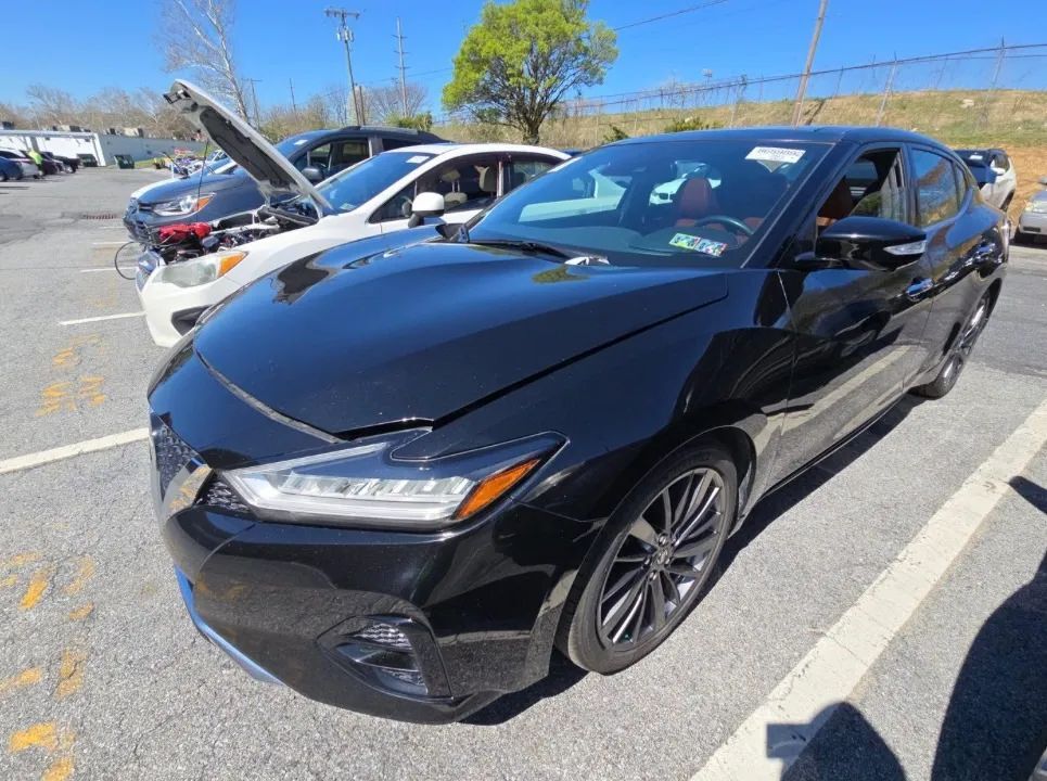 2019 NISSAN Maxima