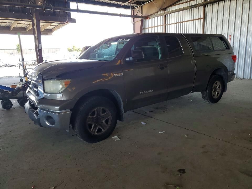 2010 TOYOTA Tundra