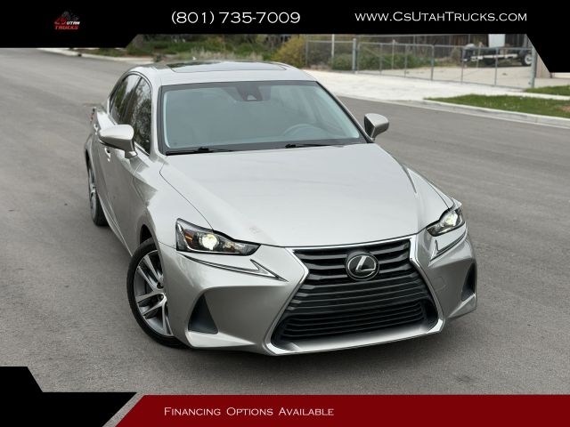 2019 LEXUS IS
