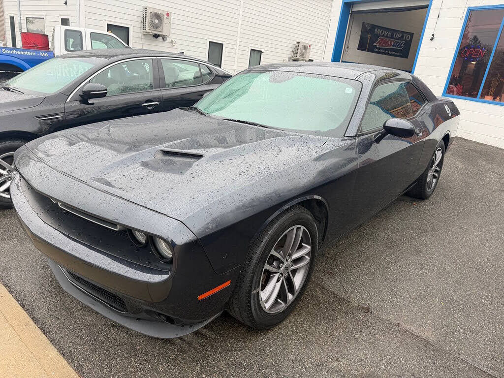 2019 DODGE Challenger