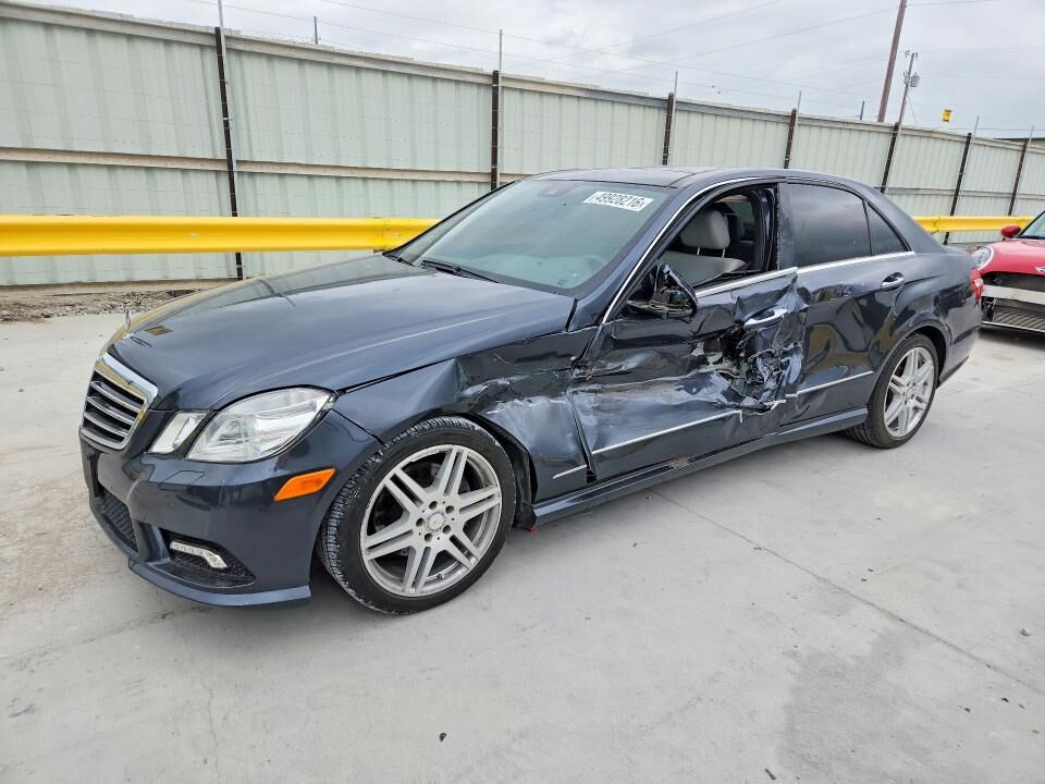 2011 MERCEDES-BENZ E-Class
