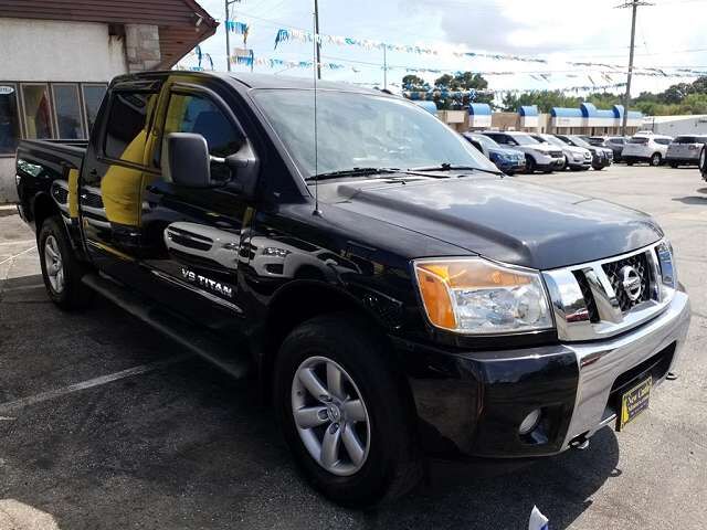 2014 NISSAN Titan