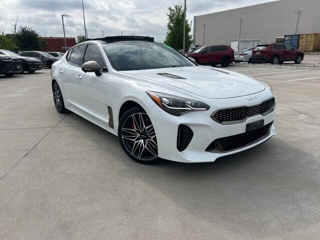 2022 KIA Stinger