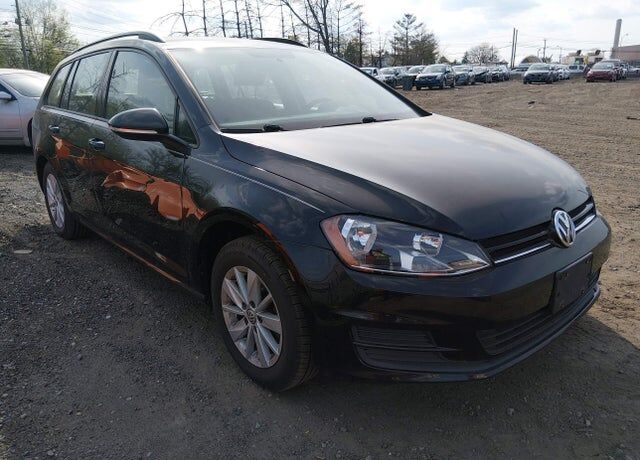 2016 VOLKSWAGEN Golf SportWagen
