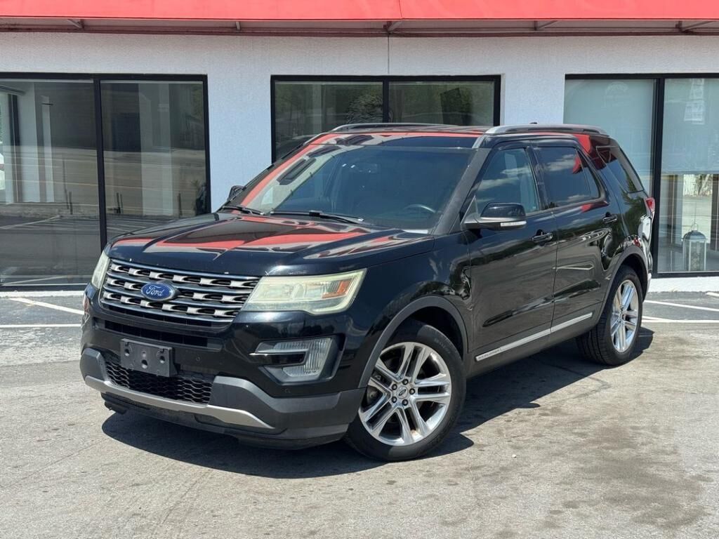 2017 FORD Explorer