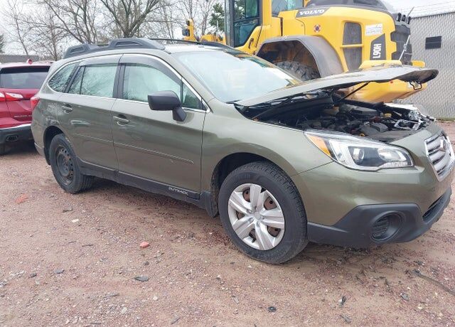 2015 SUBARU Outback