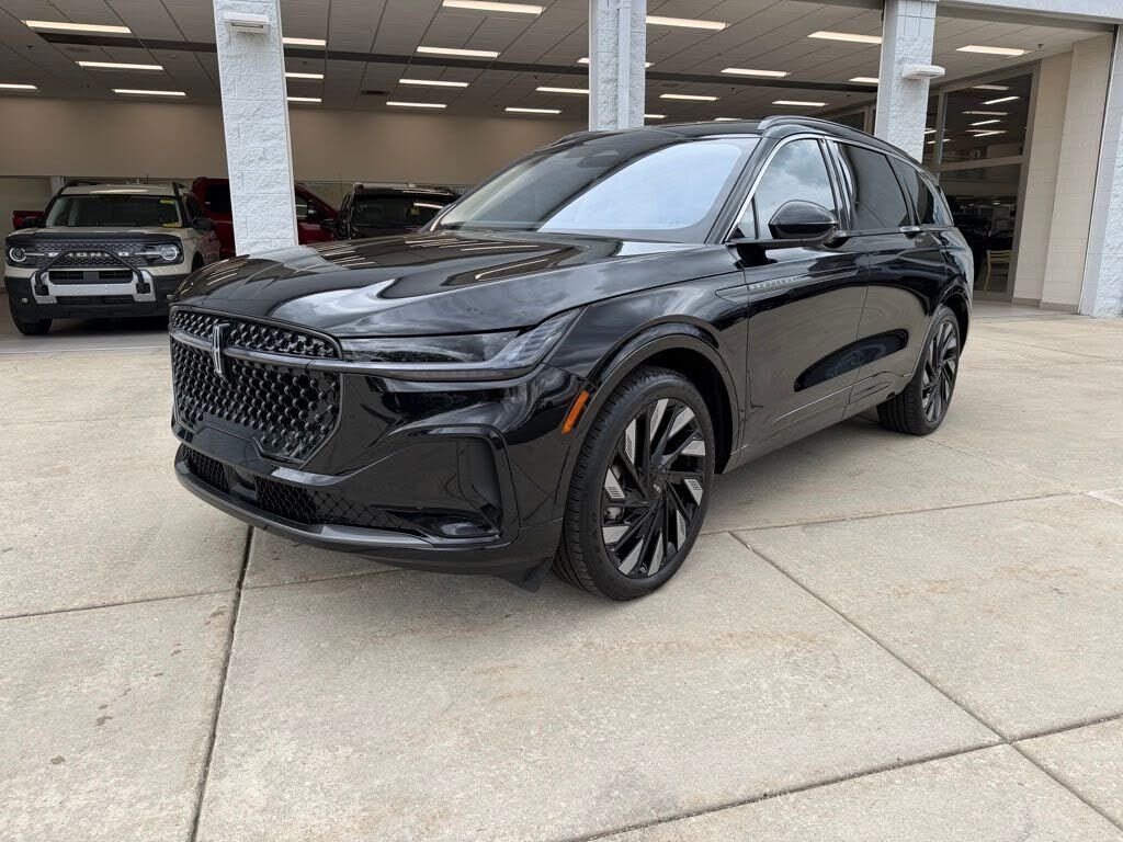 2025 LINCOLN Nautilus
